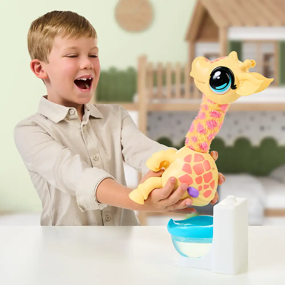 Little Live Pets Mascota Jirafa Interactiva Baila Canta Gilbert Y Hace PoPo - Imagen 2